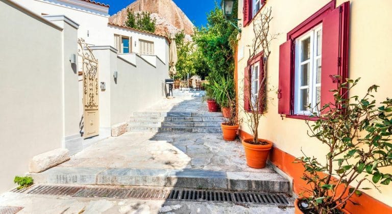 Plaka Atenas turismo
