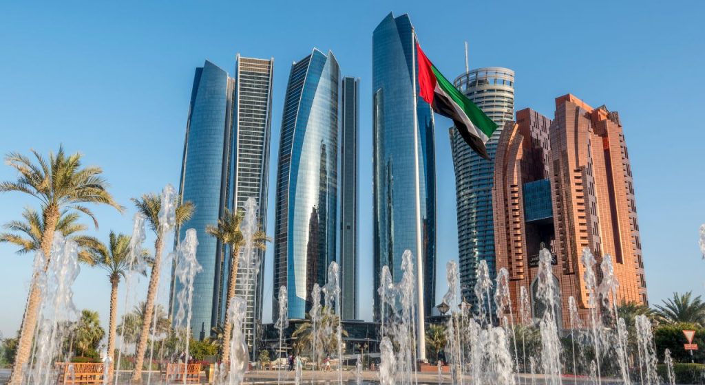 trabajar y vivir en Abu Dhabí