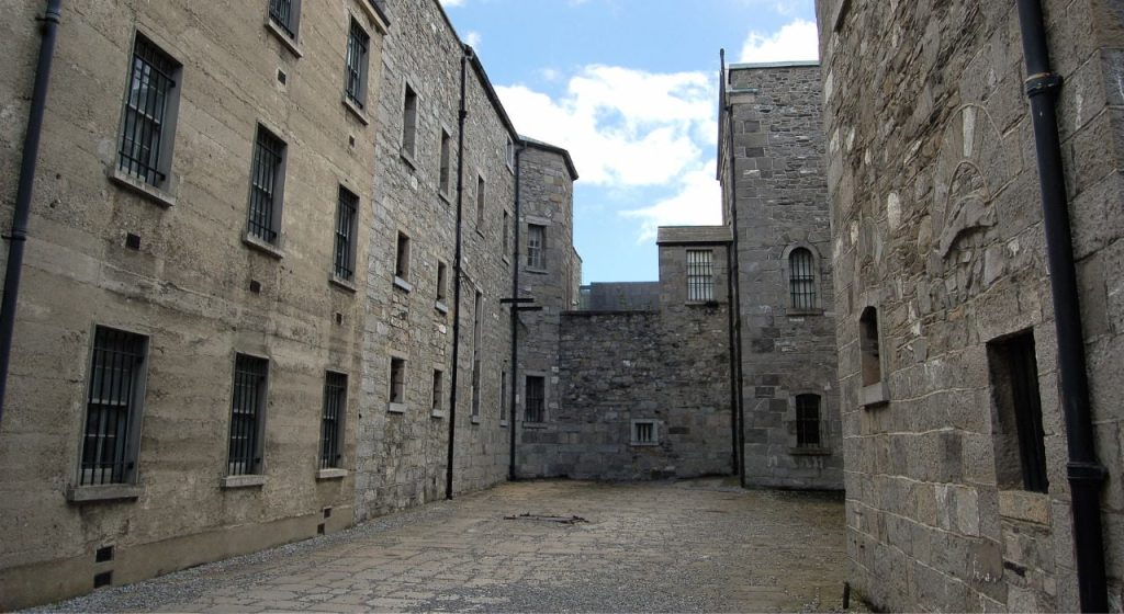 Patio Exterior