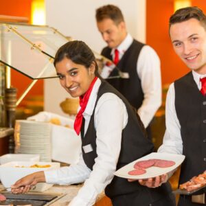 Trabajar de Camarero en Cruceros Fluviales
